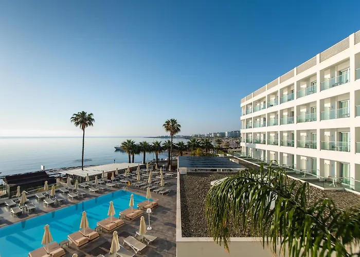 Hotel familiar: Evalena Beach Hotel