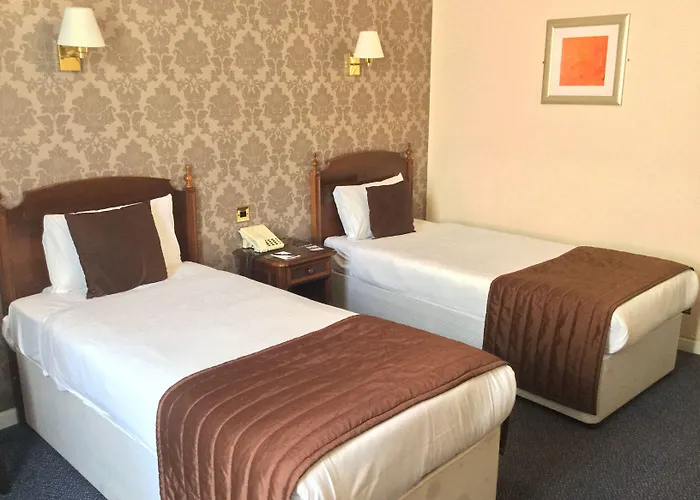Ramada Crawley-Gatwick