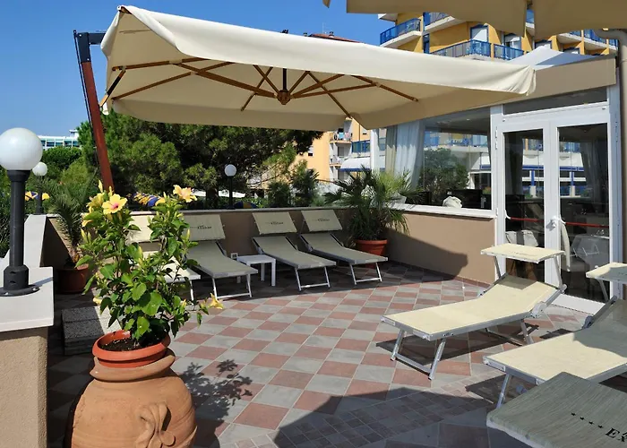 Hotel: Hotel Excelsior