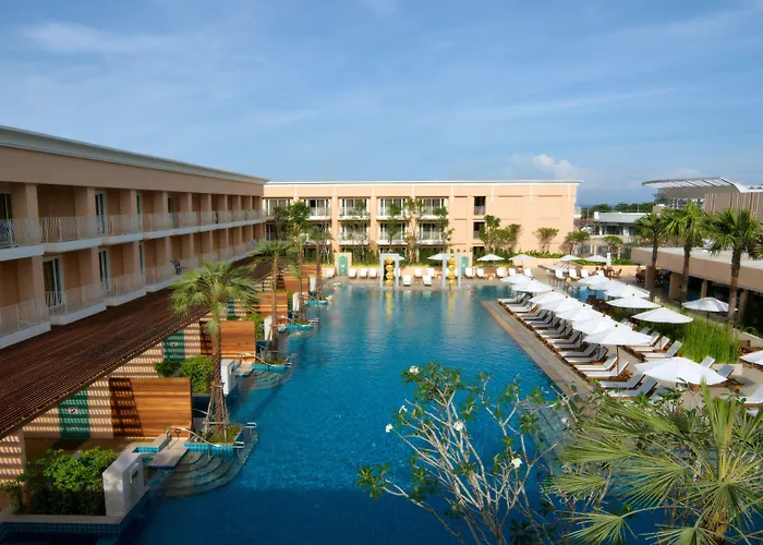 M Social Phuket