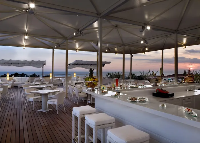 Strandhotel: Versilia Lido | Una Esperienze