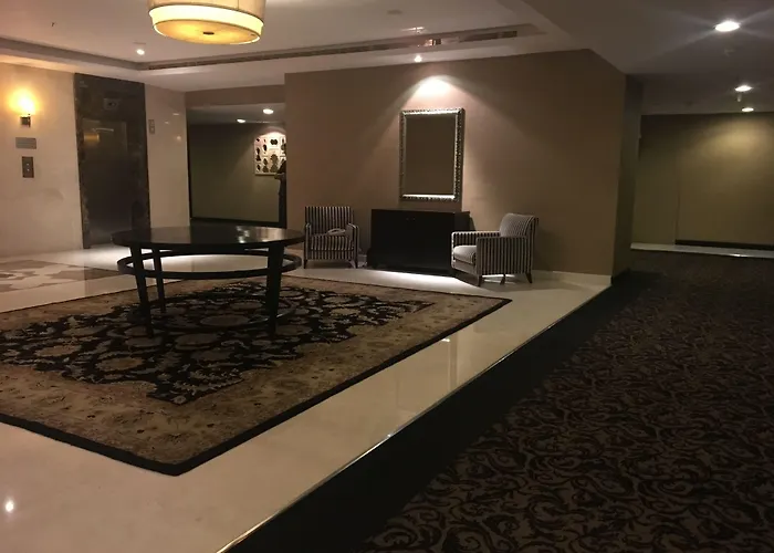 Self catering: Oakwood Premier Prestige
