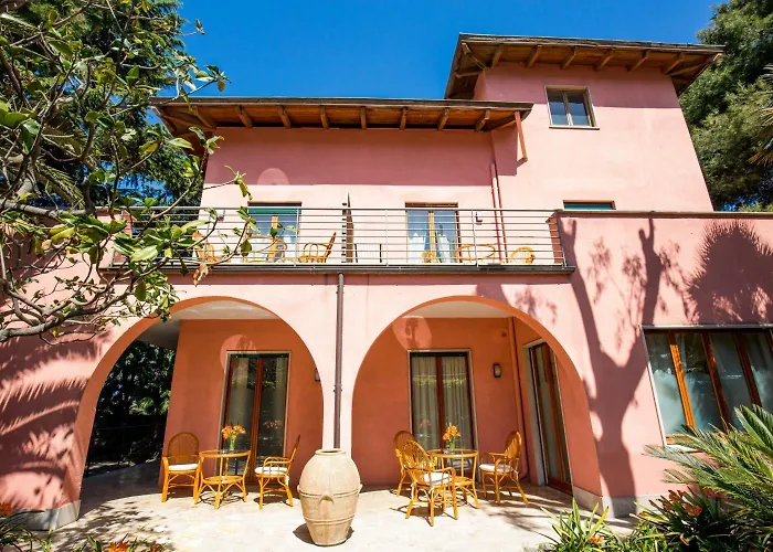 Albergo a parte: Villa Rosa Sorrento
