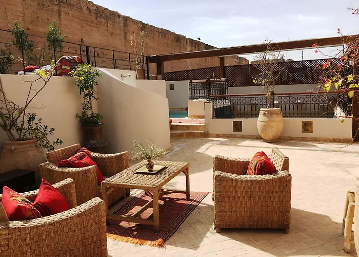 Cheap hotels Carina