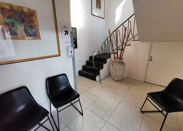 Motel: City Centre Budget Hotel