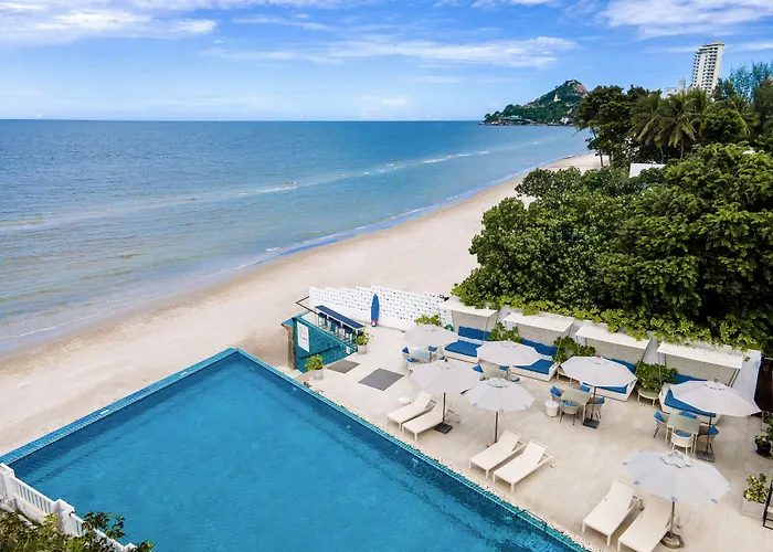 Spa Hotel: The Rock Hua Hin Beachfront Spa Resort