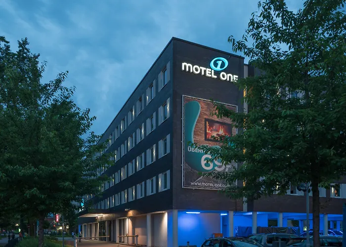  Motel One Hamburg Airport