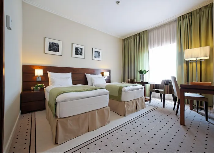 Family Hotel: Capital Plaza Hotel