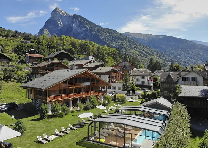 Hôtel pour familles: Logis Hotel Gai Soleil