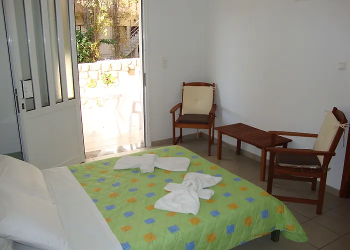 Cheap hotels Kyriaki