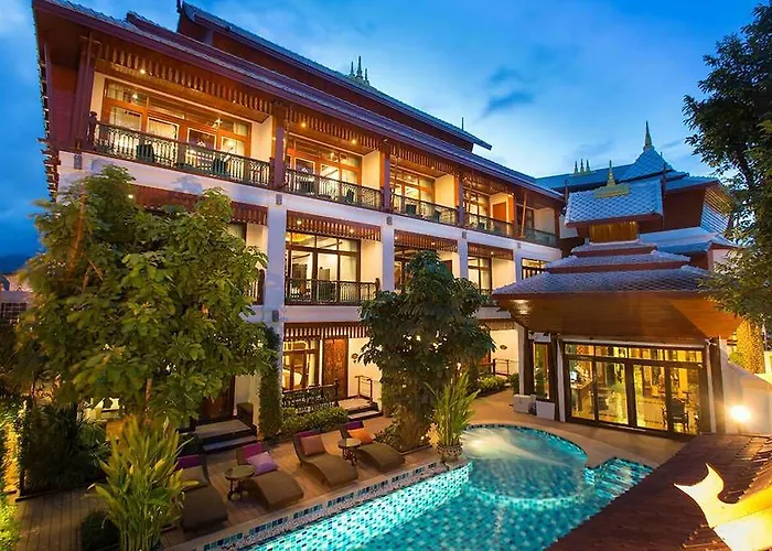 Jacuzzi hotel: Sunday Villa Sirilanna Hotel