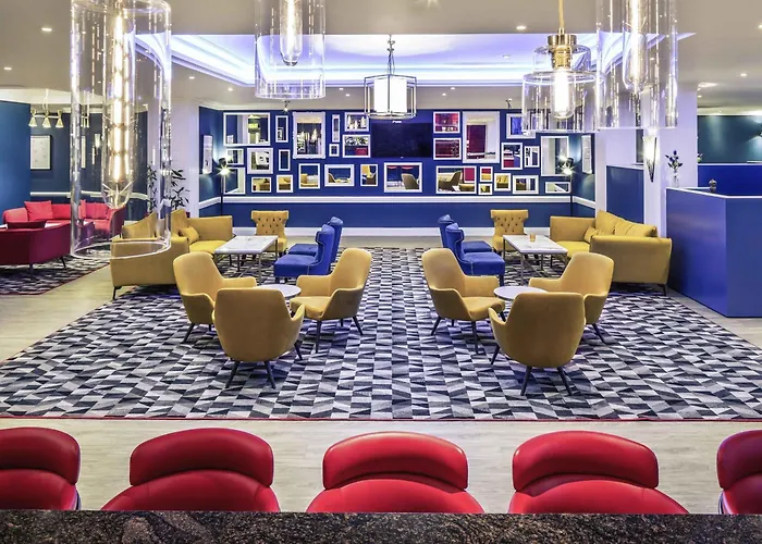 Pet Friendly hotel: Mercure Swansea Hotel