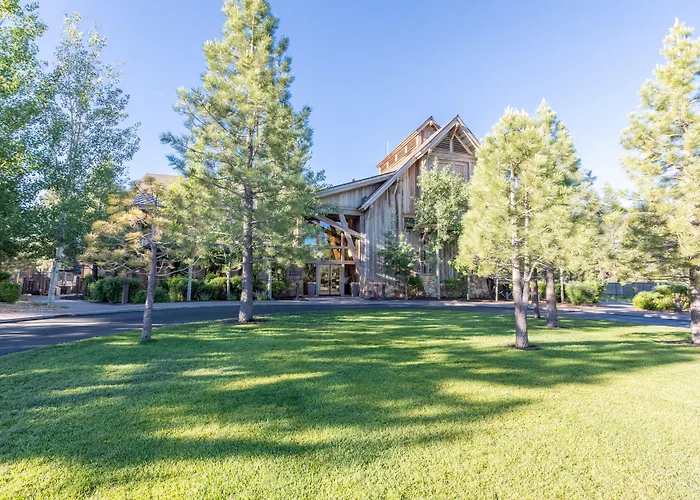 Hotels with pool Tahoe Mountain Resorts Lodging Old Greenwood