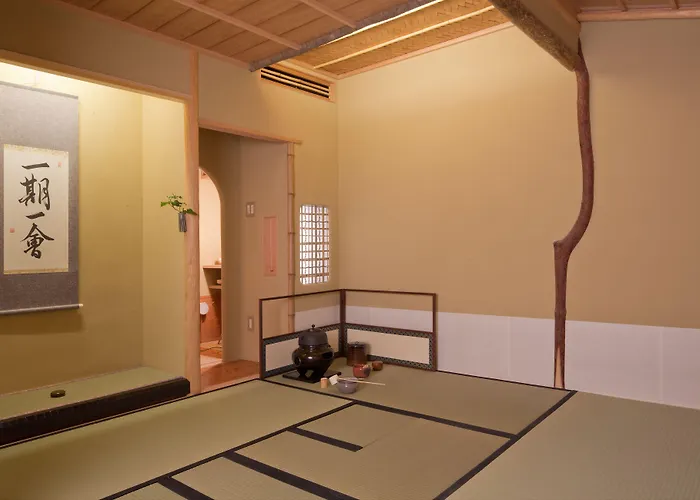Family Hotel: The Edo Sakura