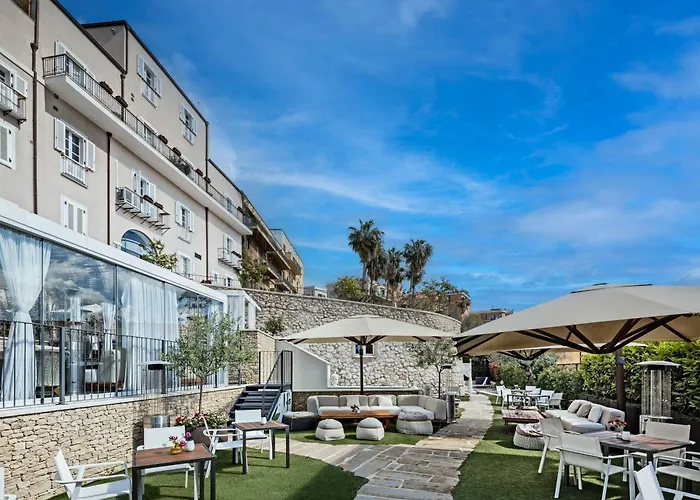 Hotel Con Piscina Casa Clàt - Boutique