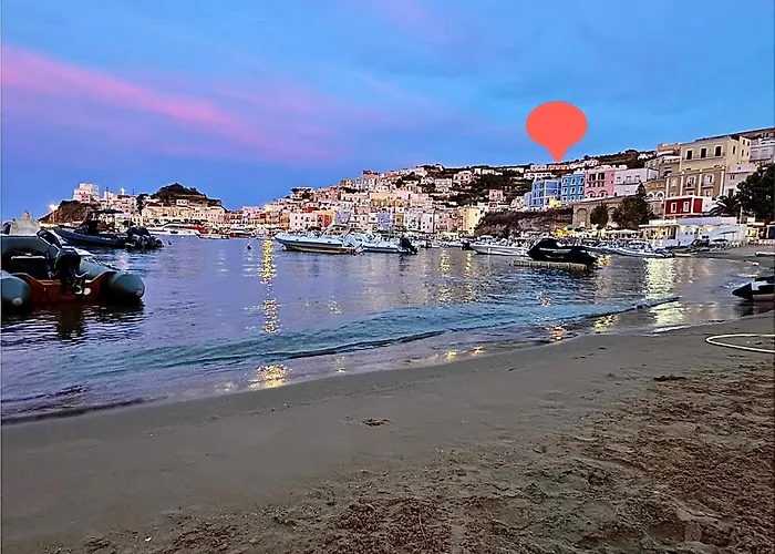 Casa degli ospiti: Domus Ɫ Ponza