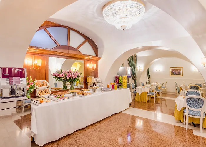 Raeli Hotel Floridia