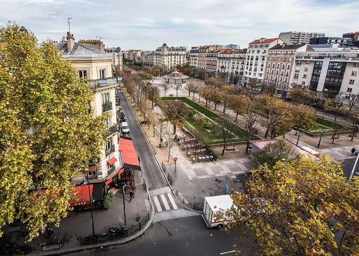 Les s Paris