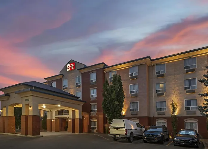 Pet Friendly hotel: Best Western Plus Red Deer Inn & Suite