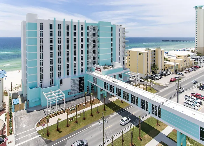 Hampton Inn & Suites -Beachfront