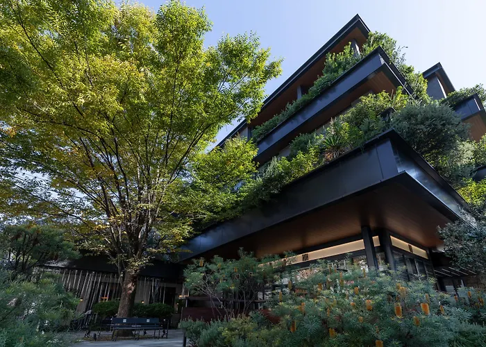 Boutique hotel only: TrunkCat Street