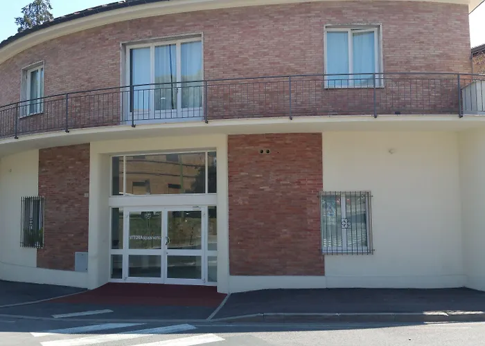  Vittoria - Lucehotels