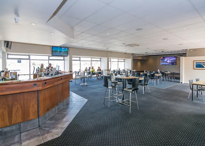 Merimbula Lakeview Hotel