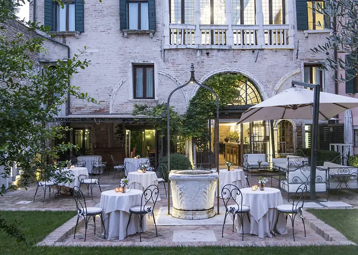Nani Mocenigo Palace