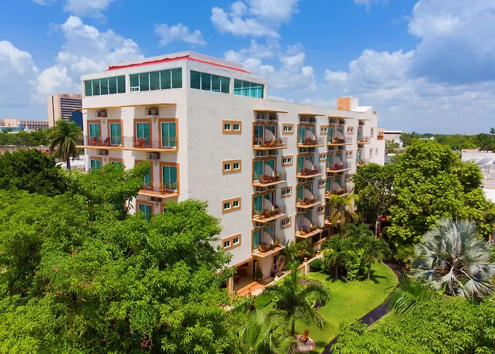 Hotel cerca del aeropuerto: Hotel Palacio Maya