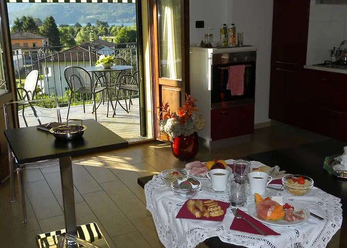 B&B Lori