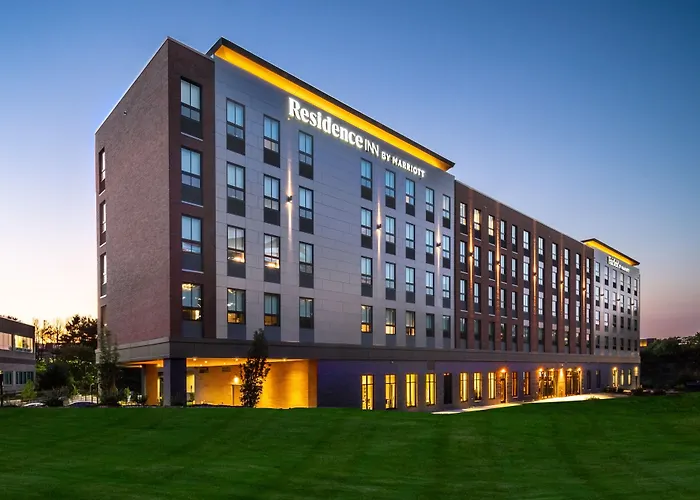 Hotel near College: Residence Inn By Marriott Boston Waltham