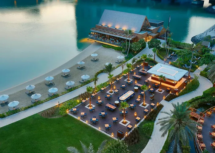 Hotel de lujo: Beach Rotana - Abu Dhabi