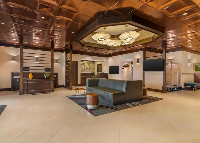 Resort: Best Western Plus Waltham Boston