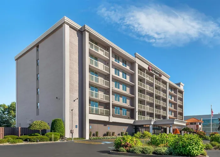 Resort: Best Western Plus Waltham Boston