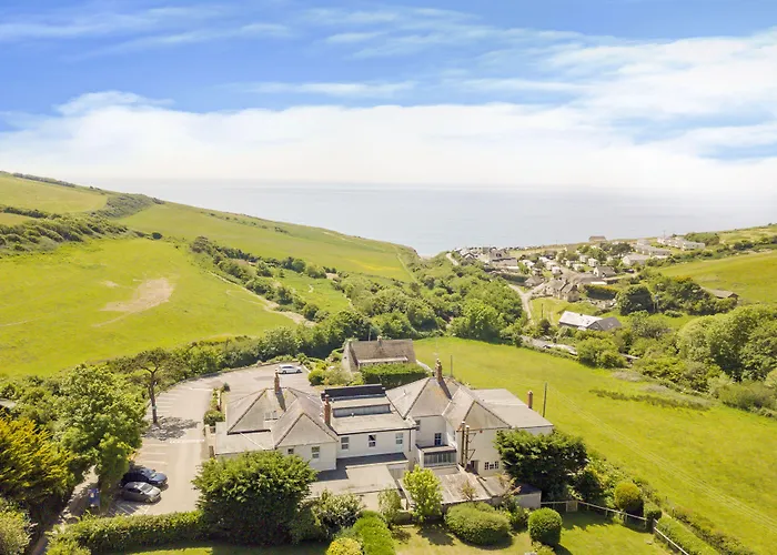Cheap hotels Eype'S Mouth Country