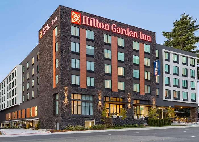 Central hotel: Hilton Garden Inn Seattle Airport