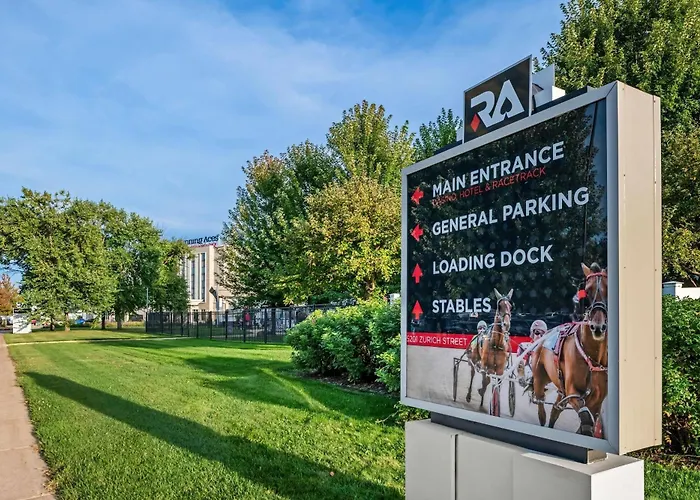 Family Hotel: Running Aces Hotel & Casino, Trademark Collection By Wyndham