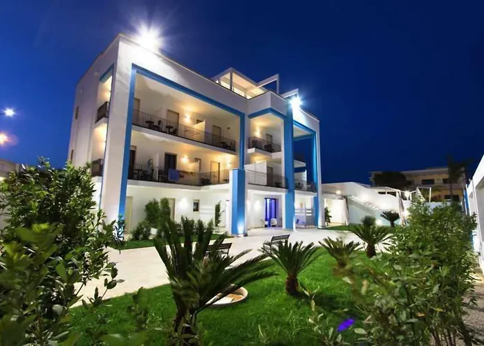 Hotel sulla spiaggia: Gigli Hotel Salento