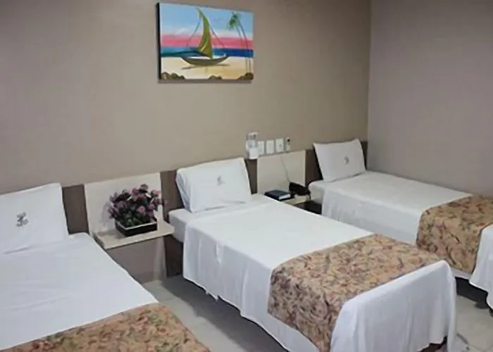 Hotel com piscina: Hotel Caribe