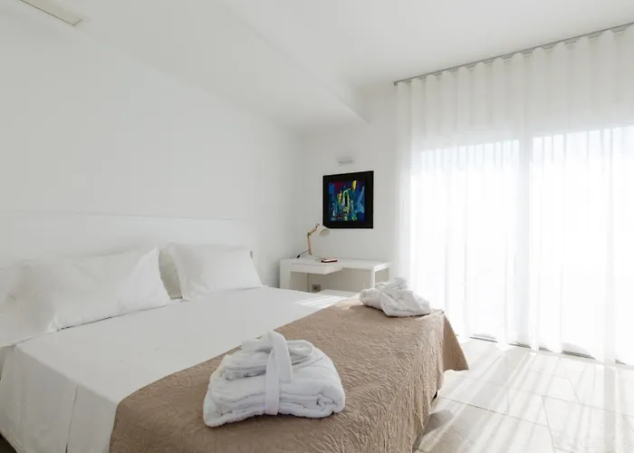  Scissure Sea Suite