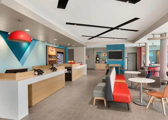 Avid Hotel - Ft Lauderdale Airport - Cruise By Ihg
