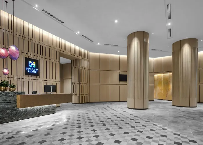 Hyatt Place Paradigm Mall