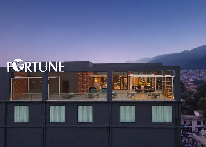 Fortune Walkway Mall, - Member Itc s' Group