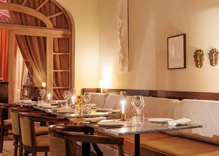 Hôtel Le Provençal - Rénové en 2025 - Bord de Mer