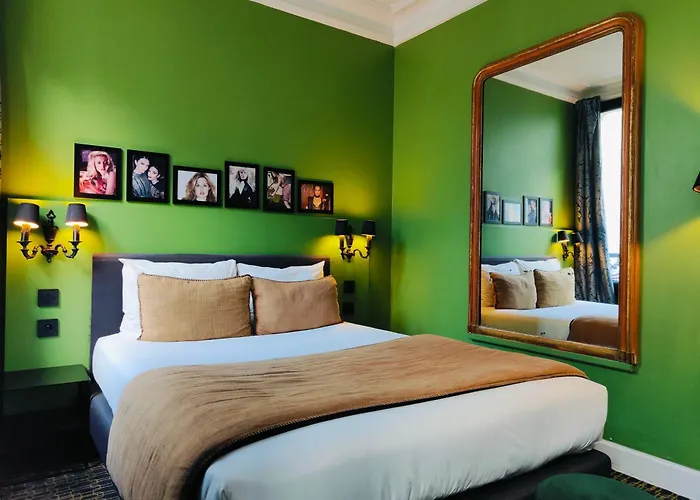 Hotel Noir