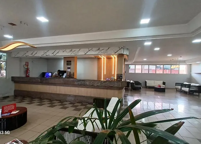Victoria Plaza