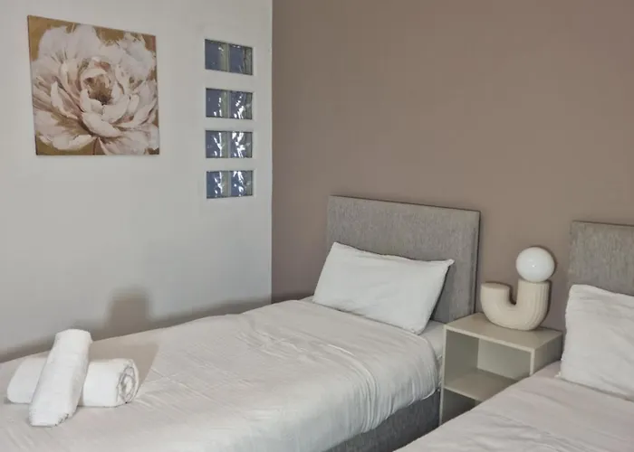 The Old Black Horse Inn