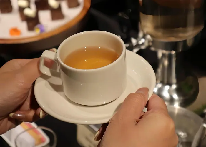 Luxe hotel: M City Hotel Saigon - Complimentary Afternoon Tea Served Daily