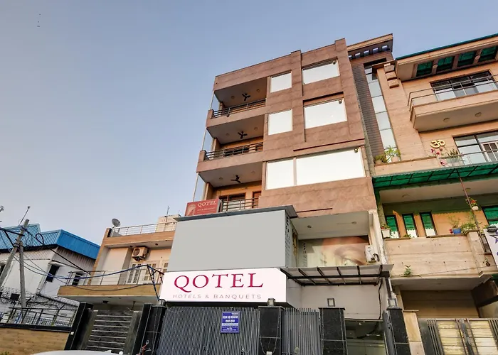 Qotel Comfort Ashok Vihar