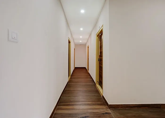 4 star hotel: Collection O Utsav Grand